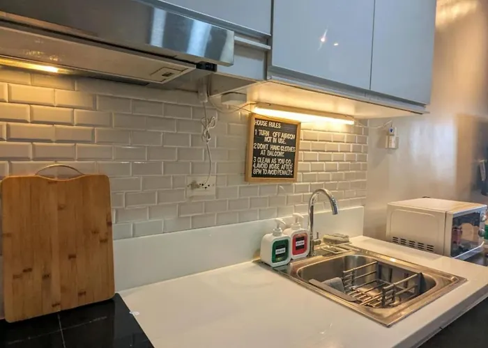 D'den At Smdc Air Makati 1br Bay View Apartment *